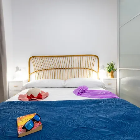 15 Parque San Eugenio Sea View Apartmán