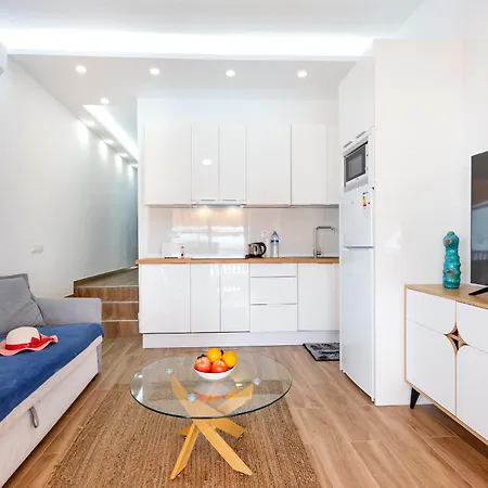 15 Parque San Eugenio Sea View אדחה