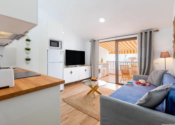 15 Parque San Eugenio Sea View Apartmán *